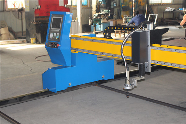 Heavy Gantry Flame / Plasma Gantry CNC Cutting Machine 4400 * 10000 mm Servo