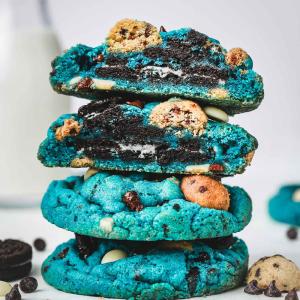 Buy cheap Crispy Burst Pulp Chocolate Biscuit Compound Chocolate Filling Biscuit from wholesalers