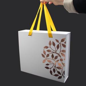 Buy cheap Factory Wholesale Custom White Hampers Gift Set Packaging Box With Insert Handle from wholesalers