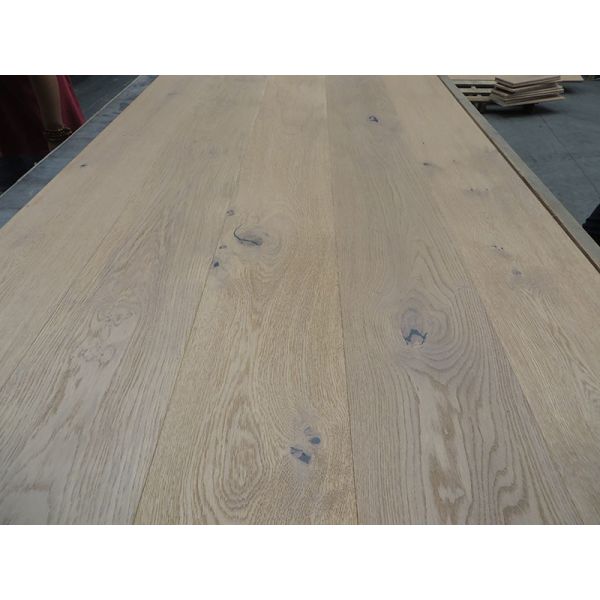 Buy cheap oak engineered wood flooring with invisible lacquer from wholesalers