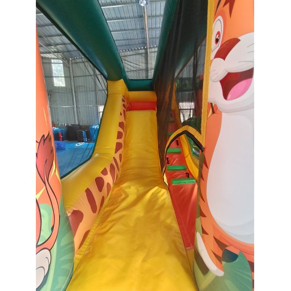 Customized Popular Inflatable Castle Animals Figures Inflatable Bouncer House With Dry Slide Jumping House For Event