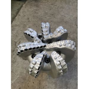 13.125 inch 7 Blade PDC Diamond API Rock Bits for Water Well Drilling