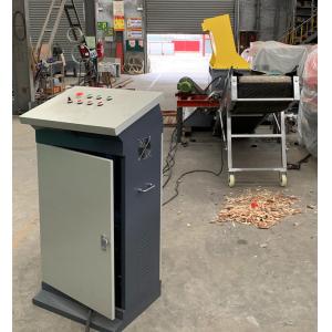 Mobile wood pallet crusher wood chip crusher wood crushing machine with shaft