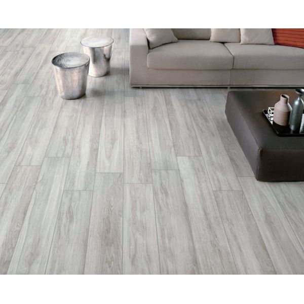 Quality Light Gray Wooden Porcelain Tile 200x1200mm Matt Surface for sale