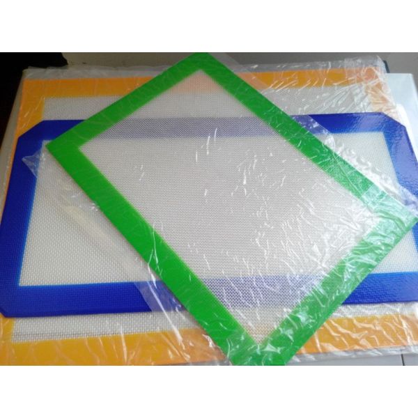 Buy cheap Silicone Baking Mat Safe for Freezer / Oven / Microwave from wholesalers