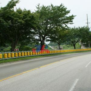 Buy cheap Road Traffic Safe Hot Dipped Galvanized Highway Rotary Barrel Guardrail Roller Barrier from wholesalers