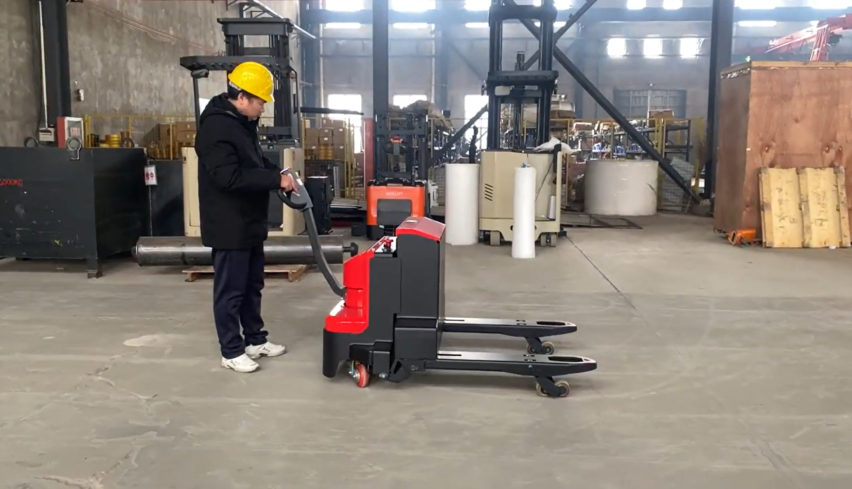 Buy cheap YONGJIELI Walkie Pallet Truck CBD-B Series, 2000-3000kg Capacity, Ideal For Warehouse Logistics. from wholesalers