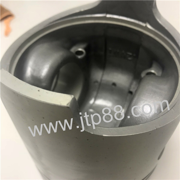 Quality 4D130 Diesel Engine Piston 44mm * 102mm 6114-31-2111 For KOMATSU Spare Parts for sale