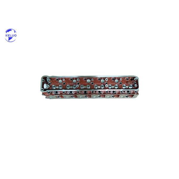 Isuzu 6SD1 Engine Cylinder Head Silver With Enhanced Performance