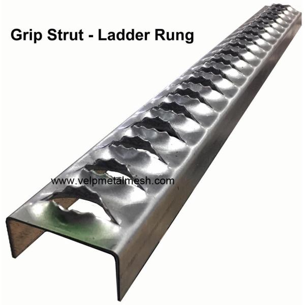 Buy cheap Galvanized 2.5mm Metal Ladder Rungs Heavy Duty Antiskid from wholesalers