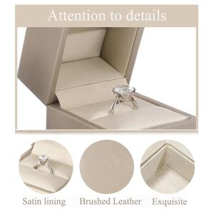 PU Leather Fabric Gold Ring Packaging Box Customized With Statin Lining