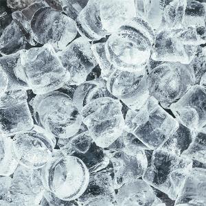 Buy cheap 68Kg Daily Customized Design Convenient Big Clear Crystal Cylindrical Ice Machine 220V from wholesalers