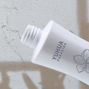 Buy cheap Hot Stamping White 300ml Plastic Lotion Bottle With Screw Cap from wholesalers