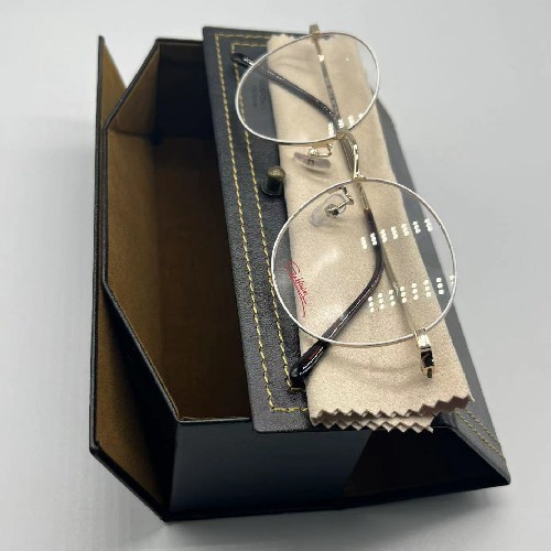 Quality Mutispandex Square Metal Eyeglass Case Hard Folding With Embossed Printing for sale