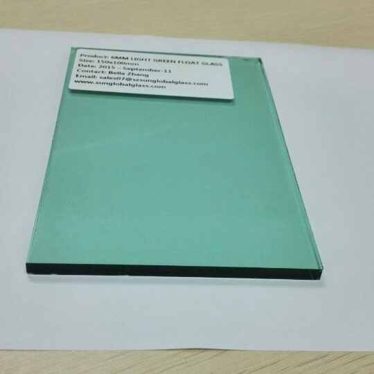 Top quality 10mm light green tempered glass price