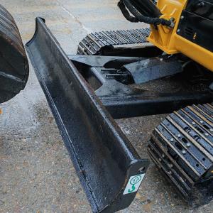 Used CAT 305.5E mini excavator no tail Caterpillar 305.5 mini excavadora price