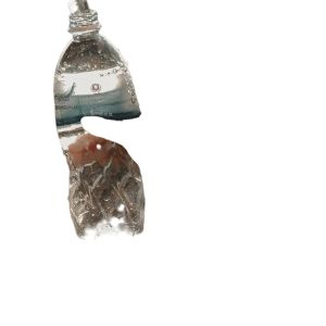 Stylish Waterproof Labels for Shipping and Packaging Needs