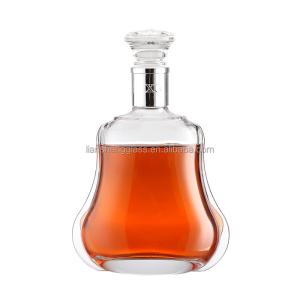 Unique Shape 500ml Glass Whisky Bottle with Clear Design and Crystal Glass
