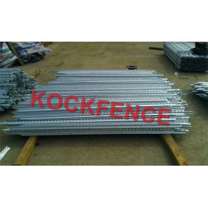 Heavy Duty Metal Fence Posts , 2.04kg/M Bitumen Painted Steel Galvanised Star