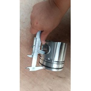 Buy cheap LGMC Factory Direct Engine Piston Piston Liner 4955160 Piston from wholesalers