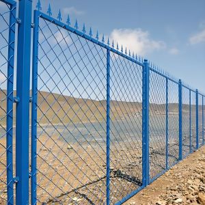 Buy cheap Heavy Duty Diamond Wire Mesh Fence 1.8M Expanded Metal Mesh Fencing For Exterior Railing from wholesalers