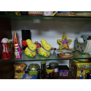 Irregular shape valentine Christimas car shape metal gift box for chocolate or