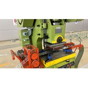 Buy cheap Durable Double Strand Barbed Wire Machine High Output from wholesalers