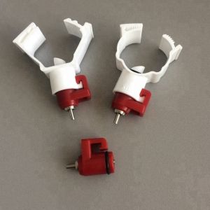 Broilers Layers Nipple System In Poultry Farm Nipple Drinker