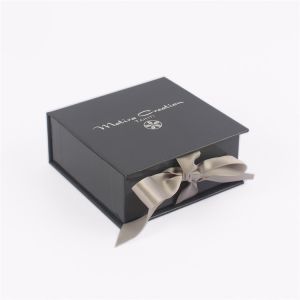 Buy cheap Square Handmaded Paper Gift Box With Ribbon Closed Glossy / Matte Lamination from wholesalers