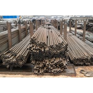 Buy cheap JIS G3302 / ASTM A653 Carbon Steel Tubes Length As Requested from wholesalers