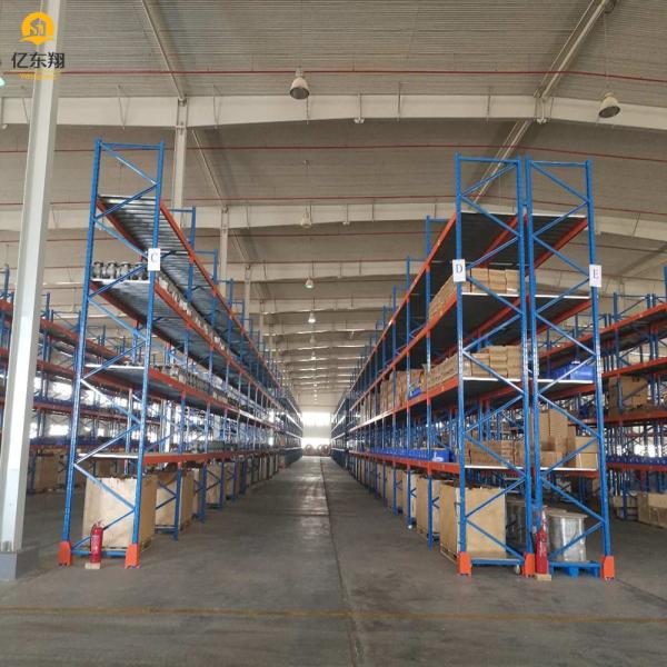 Galvanized Prefab Steel Hangar Building with Sandwich Panel Walls