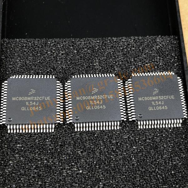 MC908MR32CFUE MC908MR32 Package QFP64 microcontroller new original integrated