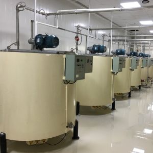 Buy cheap 1180kg Melting Fuction 3000L Chocolate Storage Tank from wholesalers