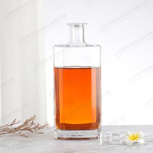 Rubber Stopper Sealing Type Octagonal Flat 750ml Glass Bottle for Wine Vodka