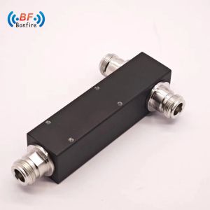 Indoor/Outdoor IP65 2 Way Power Splitter Power Divider 5g Wideband 5000-6000MHz