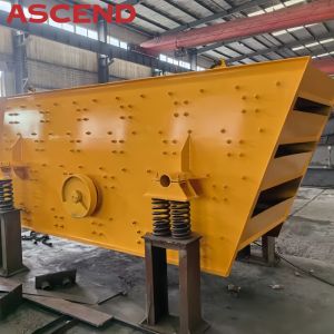 Buy cheap Sand Field Diesel Vibrating Screen Machine Powder Sieving Shaker Plant from wholesalers