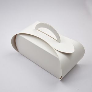 Custom Lightweight White Cake Box With Handle Food Packaging Box