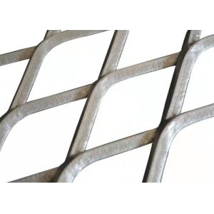 Galvanized 0.8mm Decorative Wire Mesh Mechanical Protection Diamond Tensile
