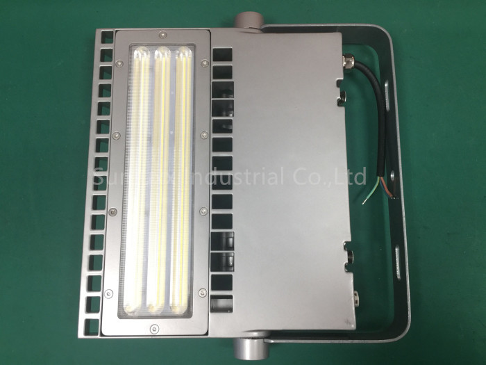 Buy cheap Ferrari Design 100 Watt LED Sports Ground Floodlights With Die Cast Aluminum Alloy Body from wholesalers