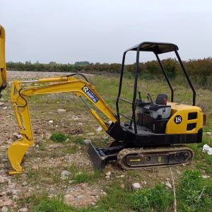 Buy cheap Used Komatsu PC18 1.8Ton Mini Digger Crawler Excavator with Original Hydraulic Valve from wholesalers