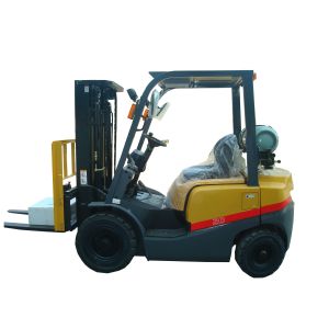 Buy cheap 2 Ton Gasoline  LPG Forklift 3m Lifting Height With Japan Engine from wholesalers