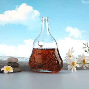 Style Super Flint Glass Bottle Unique Shape Embossed Body Vodka Brandy Liquor