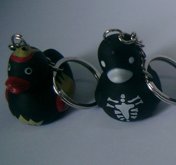 Quality Vampire Halloween Rubber Mini Duck Keychain Bloodsucker Design Promotional Gift for sale