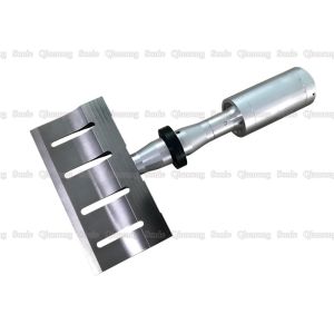 Buy cheap 20Khz 1000w Ultrasonic Food Cutting With 255mm Width Blade For Cutting Frozen Product from wholesalers