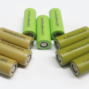 Scooter High Capacity Lifepo4 Cylindrical Cells Lithium Rechargeable Batteries 3