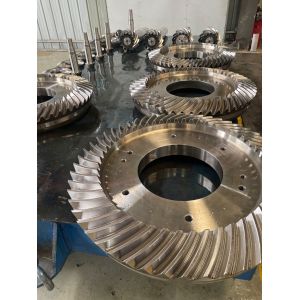 Buy cheap Precision Crown Wheel And Pinion Gear 20crmnti Material Customizable product