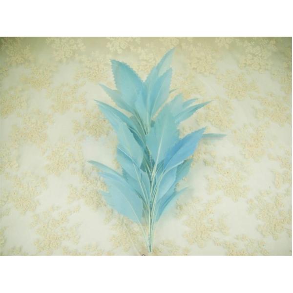 Exquisite Craftsmanship Goose Feather Flower Mount with Wire Accessory