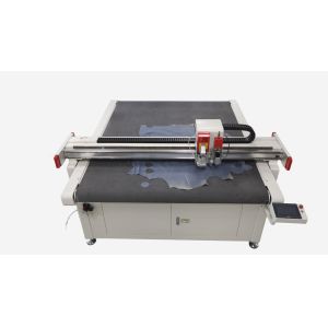 Automatic Sofa Cutting Machine 220V - 380V Knife CNC Machine