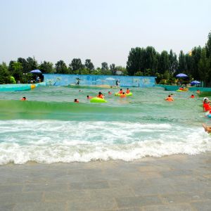 Buy cheap Dynamic Concrete Water Park Wave Pool With Customizable Height Frequency from wholesalers