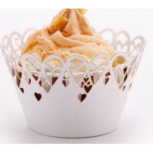 Buy cheap Heart Shape Mini Muffin Wrappers , Lightweight Laser Cut Cupcake Wrappers from wholesalers